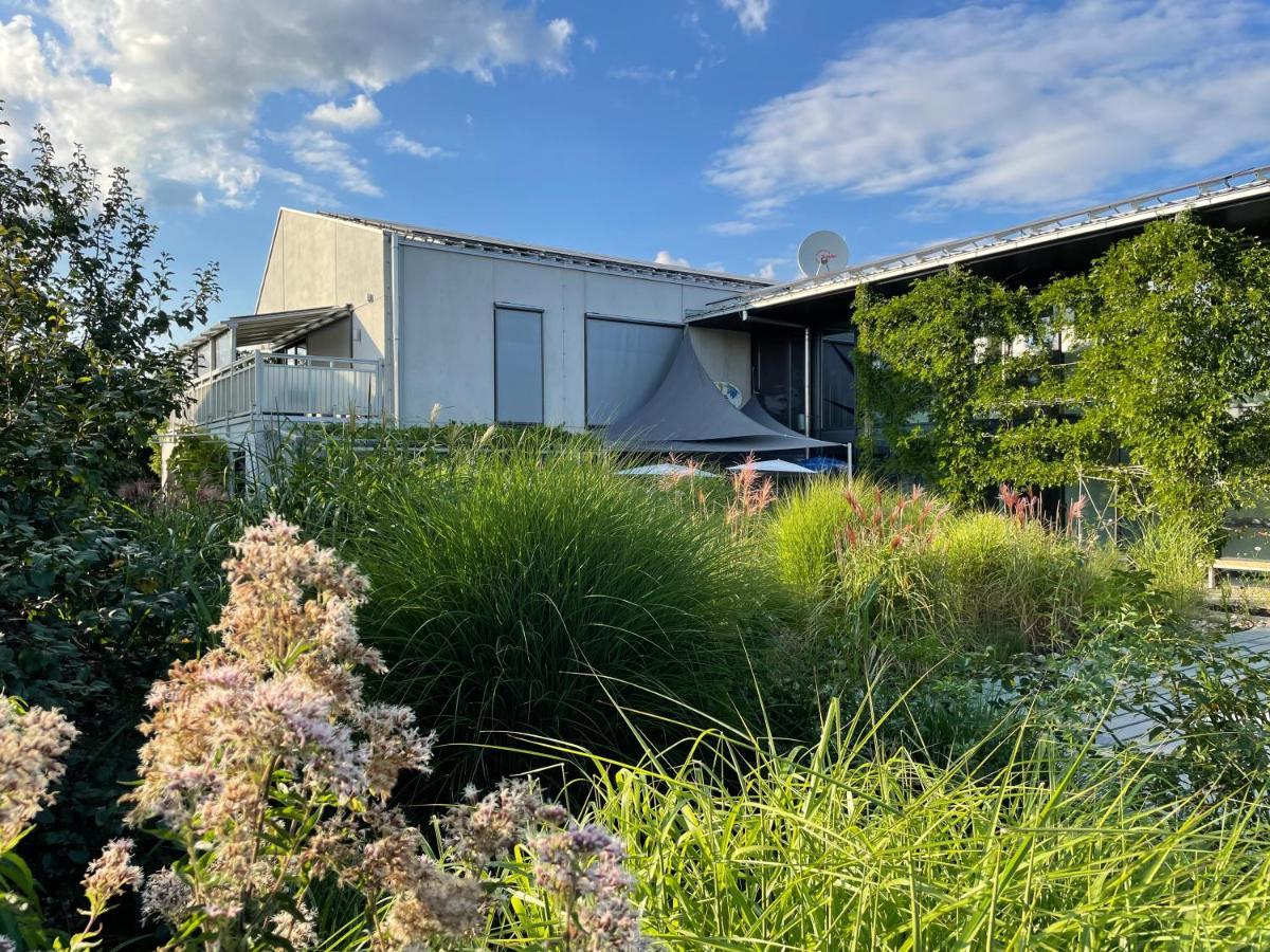 Hotel7Continents Neutraubling Exterior foto